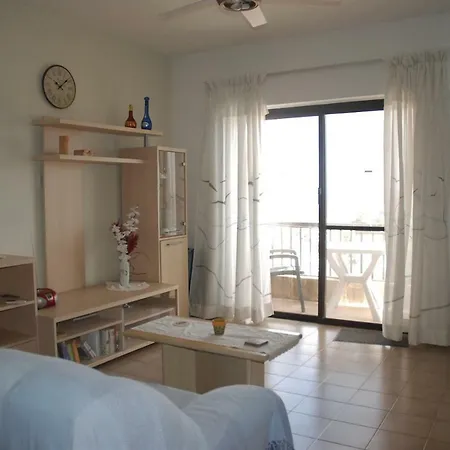 Lovely 2-bedroom Seaview San Pawl il-Baħar